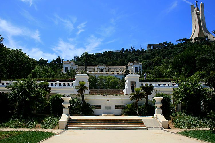 Harireche M le jardin d essais et le musee des beaux arts